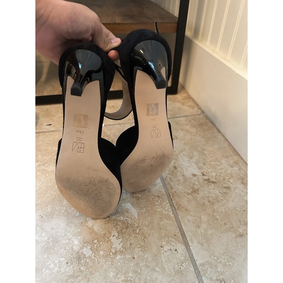 Pelle Moda Uliss Ankle Strap Kitten Heel Shoes Black Velvet 7.5 M - Picture 5 of 7